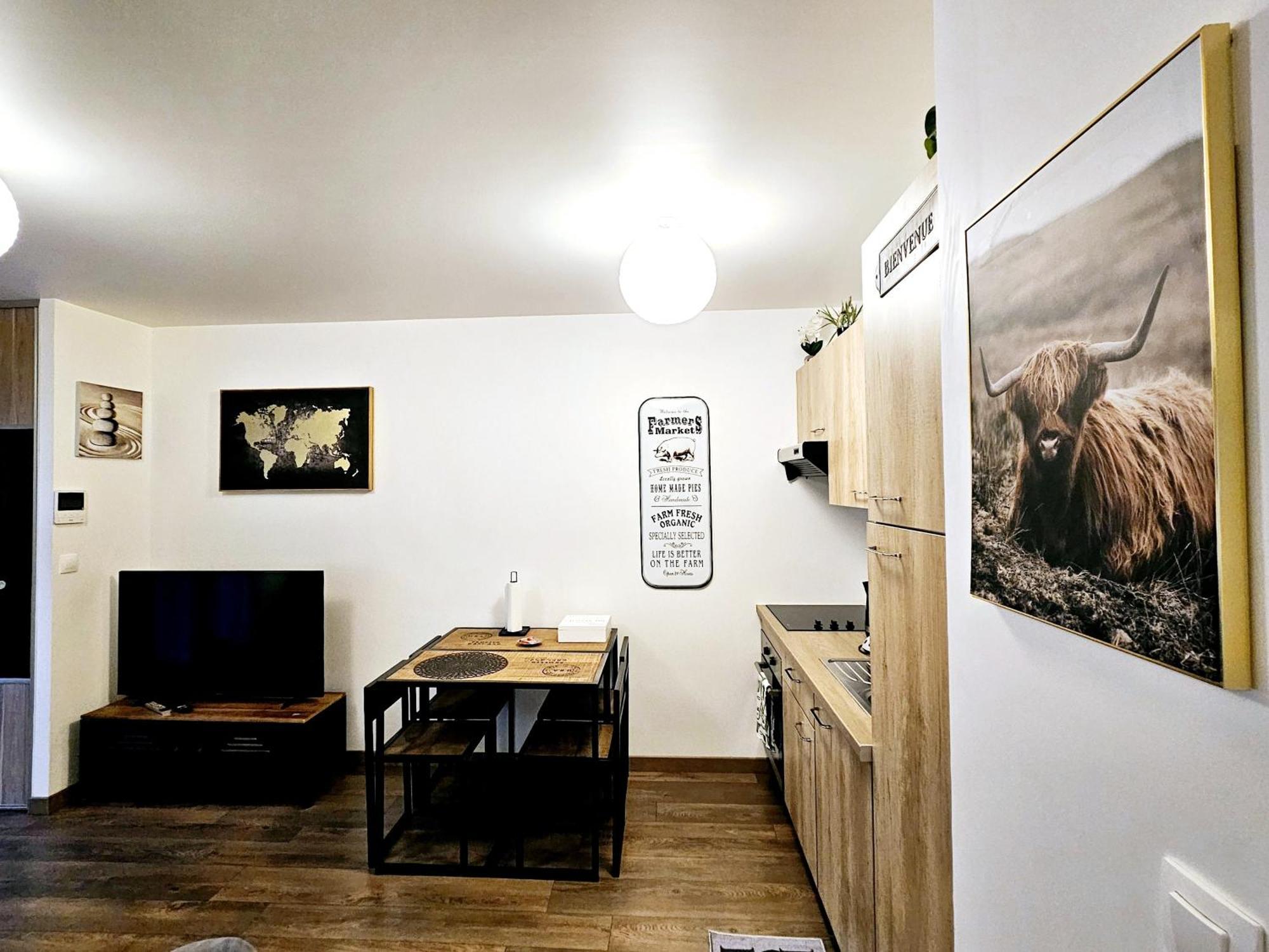Passage Secret - Ideal Pro, Couples, Familles & Amis - Le Calme En Hypercentre - Wifi Haut Debit - Netflix - Machine A Laver - Gare, Cathedrale, Commerces, Restaurants & Transports En Commun A Moins De 10 Minutes A Pied Reims Kültér fotó